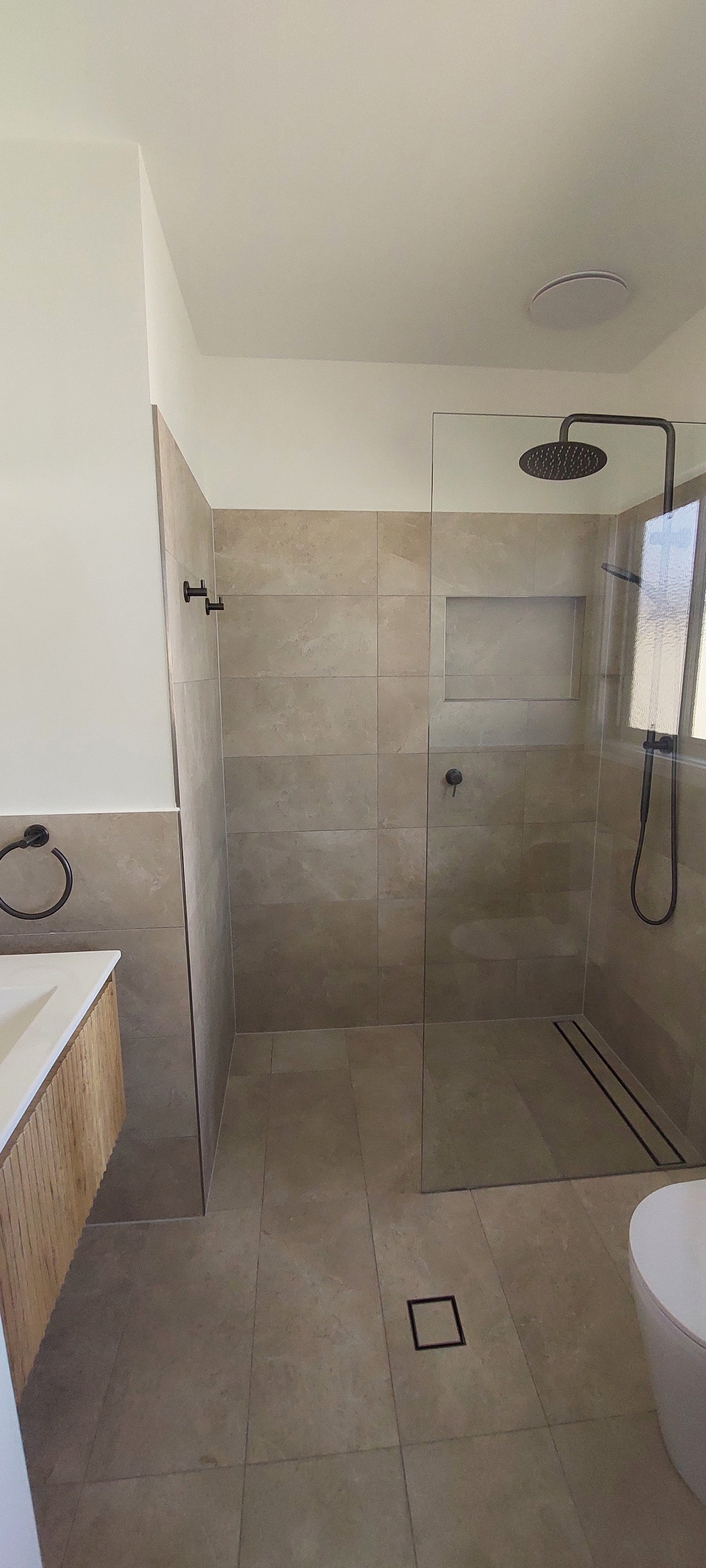 2/75 Fitzroy Steet  TUMUT 8