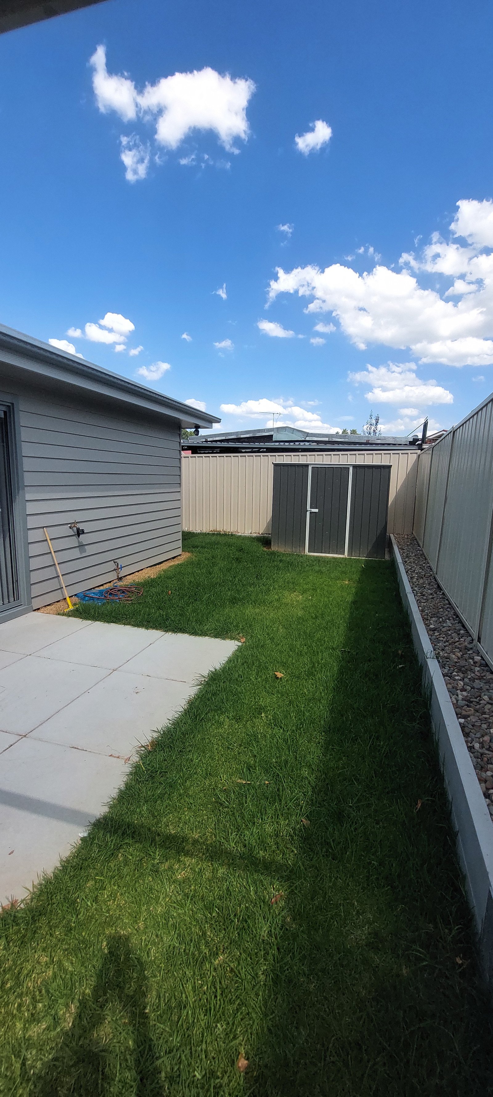 2/75 Fitzroy Steet  TUMUT 9