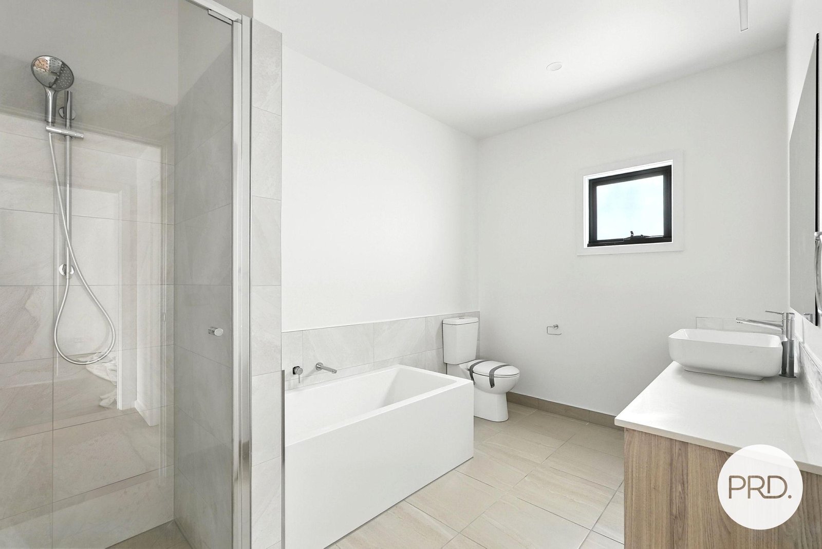 2/75 Glebe Road NEW NORFOLK 8