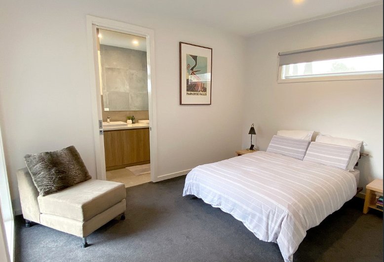 Gallery: 2/75 Latrobe Street