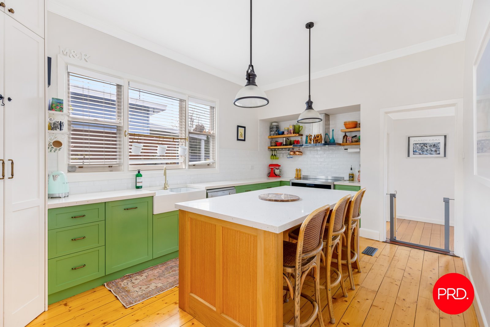 275 Mackenzie Street GOLDEN SQUARE 2