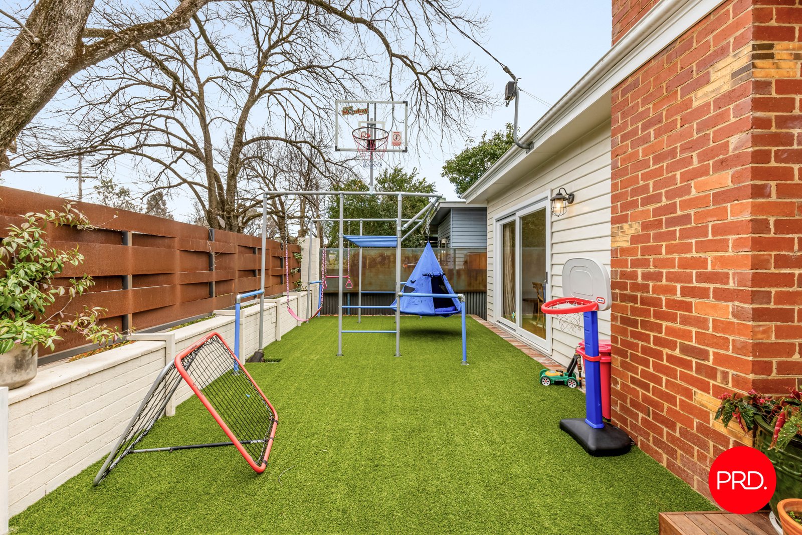 275 Mackenzie Street GOLDEN SQUARE 12