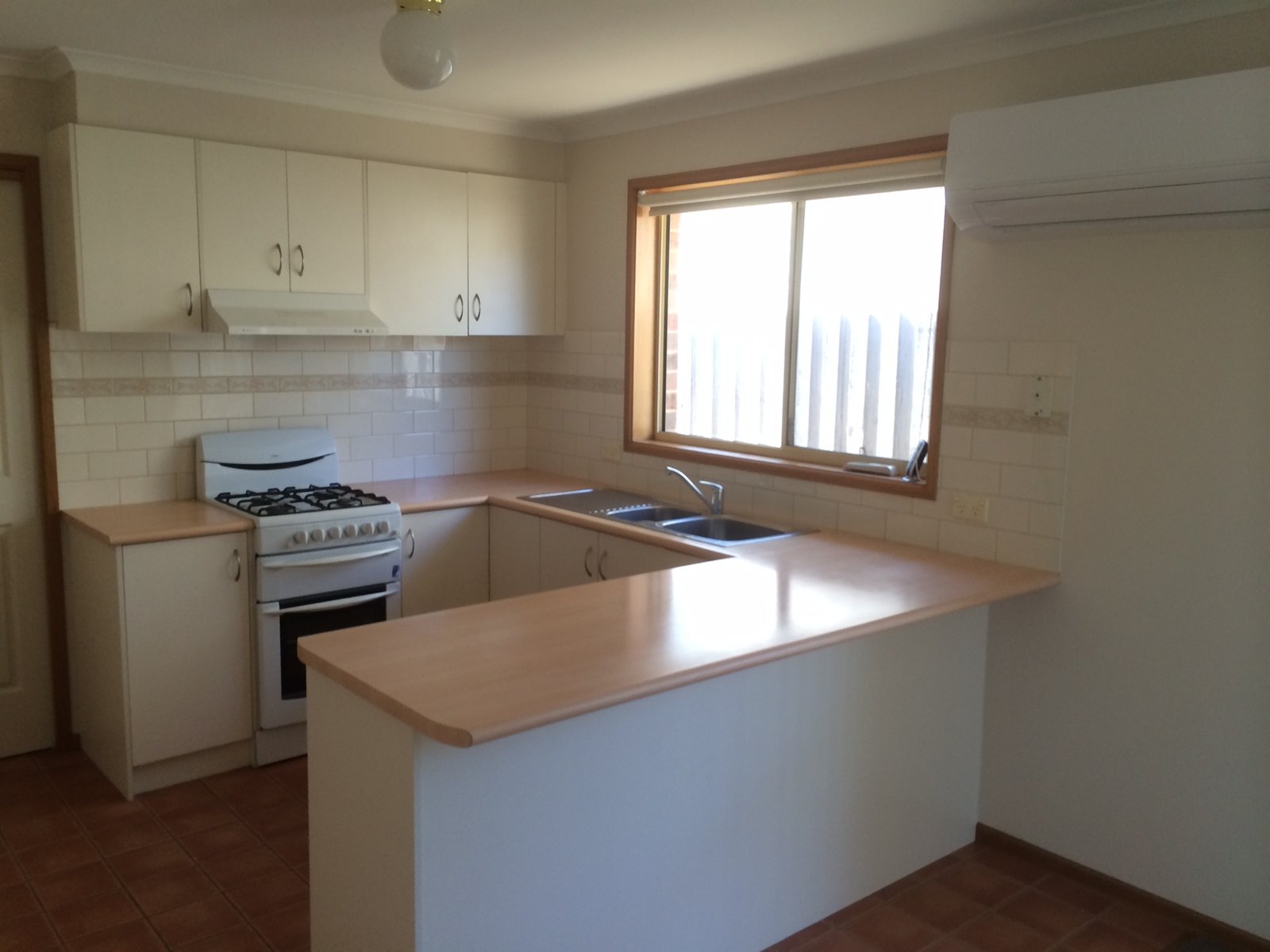 Gallery: 2/75 McCurdy Road