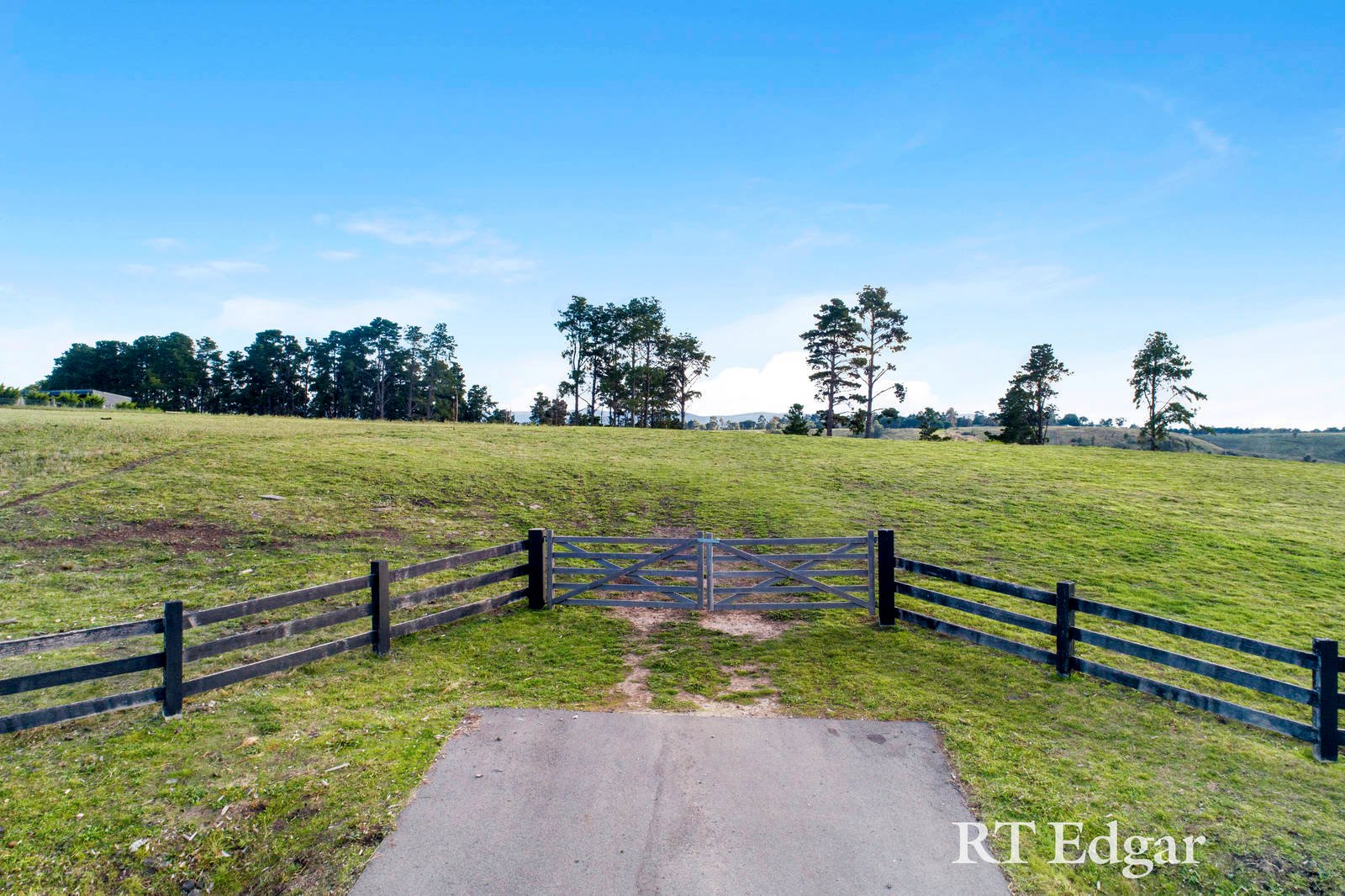 Real Estate and Property in 275 McGregor Road, Gisborne, VIC