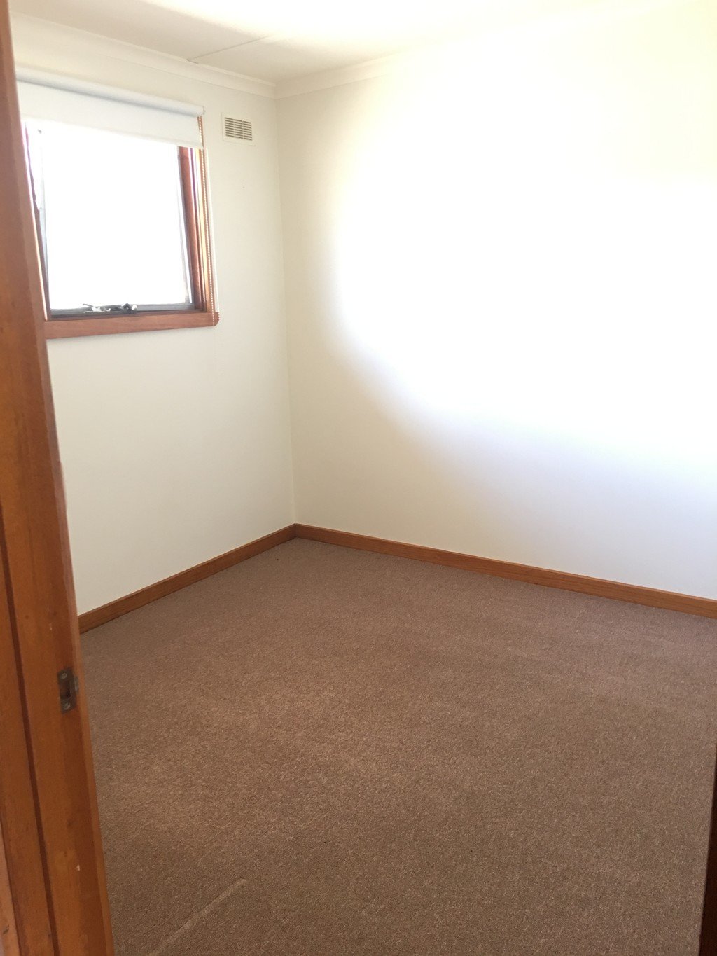 2/75 Retreat Road FLORA HILL 6