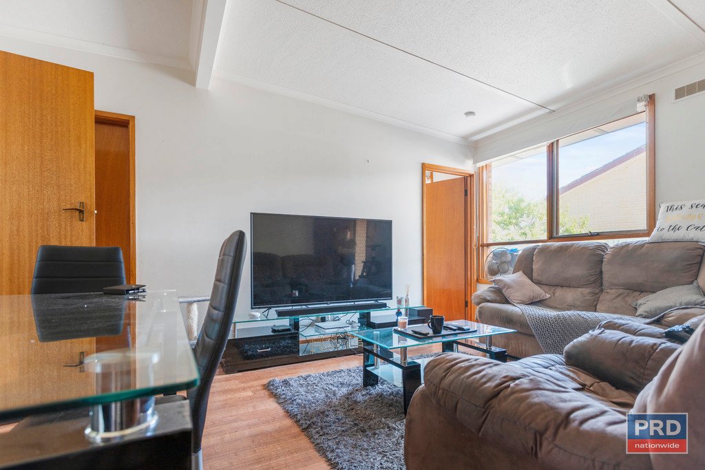 2/75 Retreat Road FLORA HILL 3