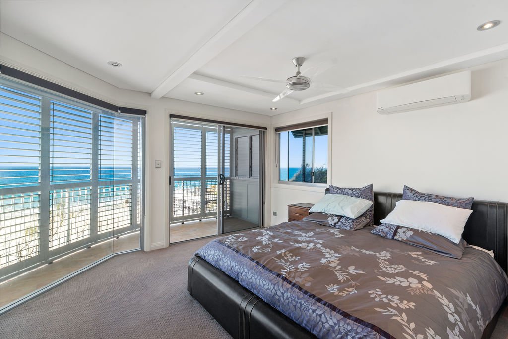 2/754 Pacific Parade CURRUMBIN 8