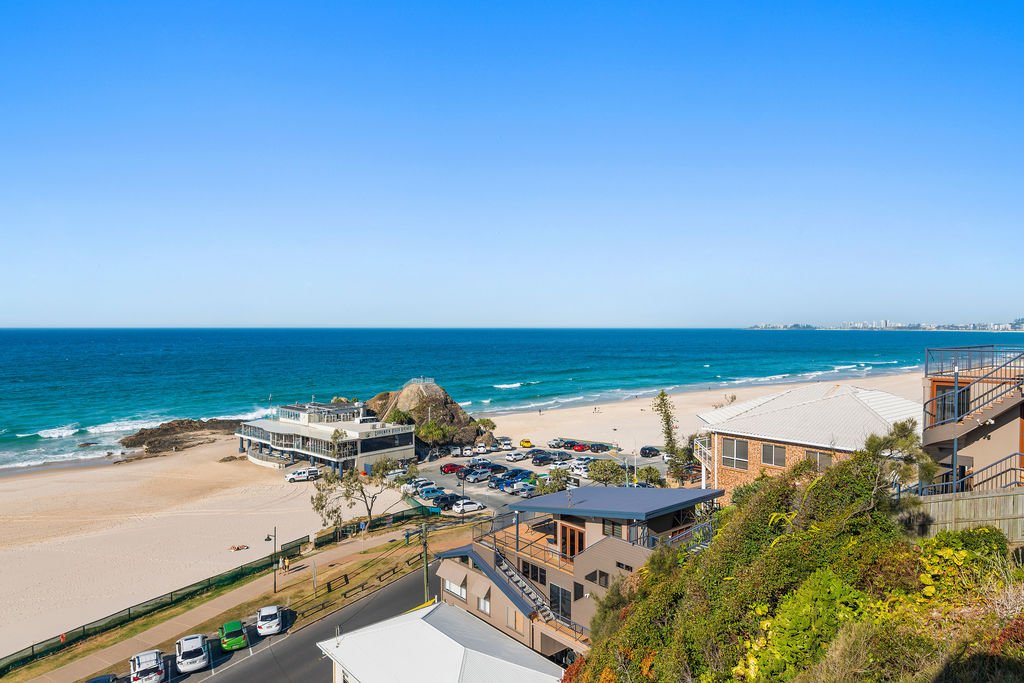 2/754 Pacific Parade CURRUMBIN 16