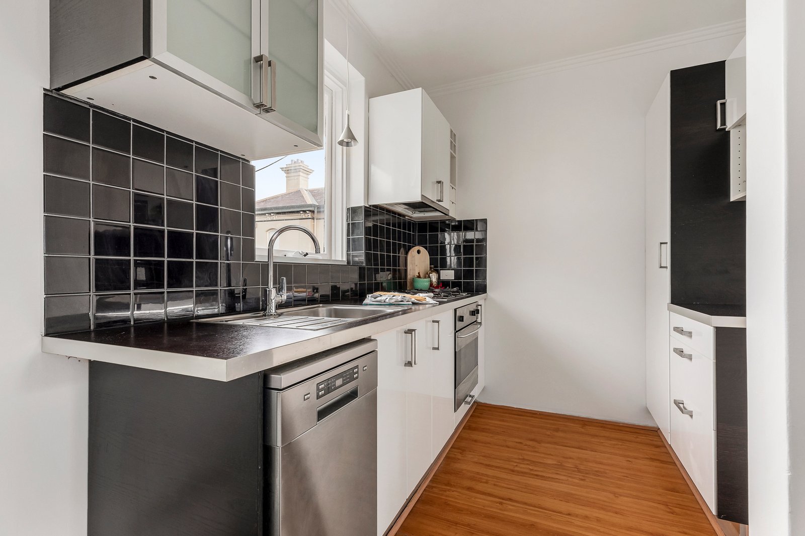 27/563 Glenferrie Road, Hawthorn, 3122