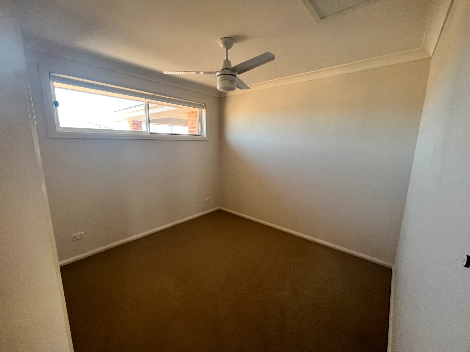 2/76 Marathon Street TAMWORTH 7
