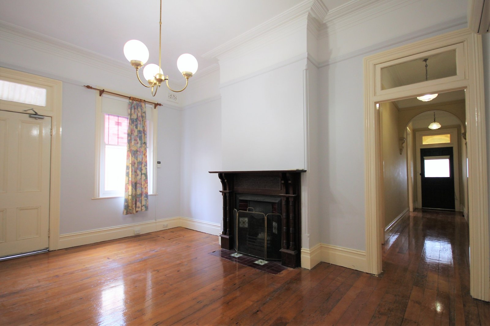 276 Railway Parade CARLTON 2
