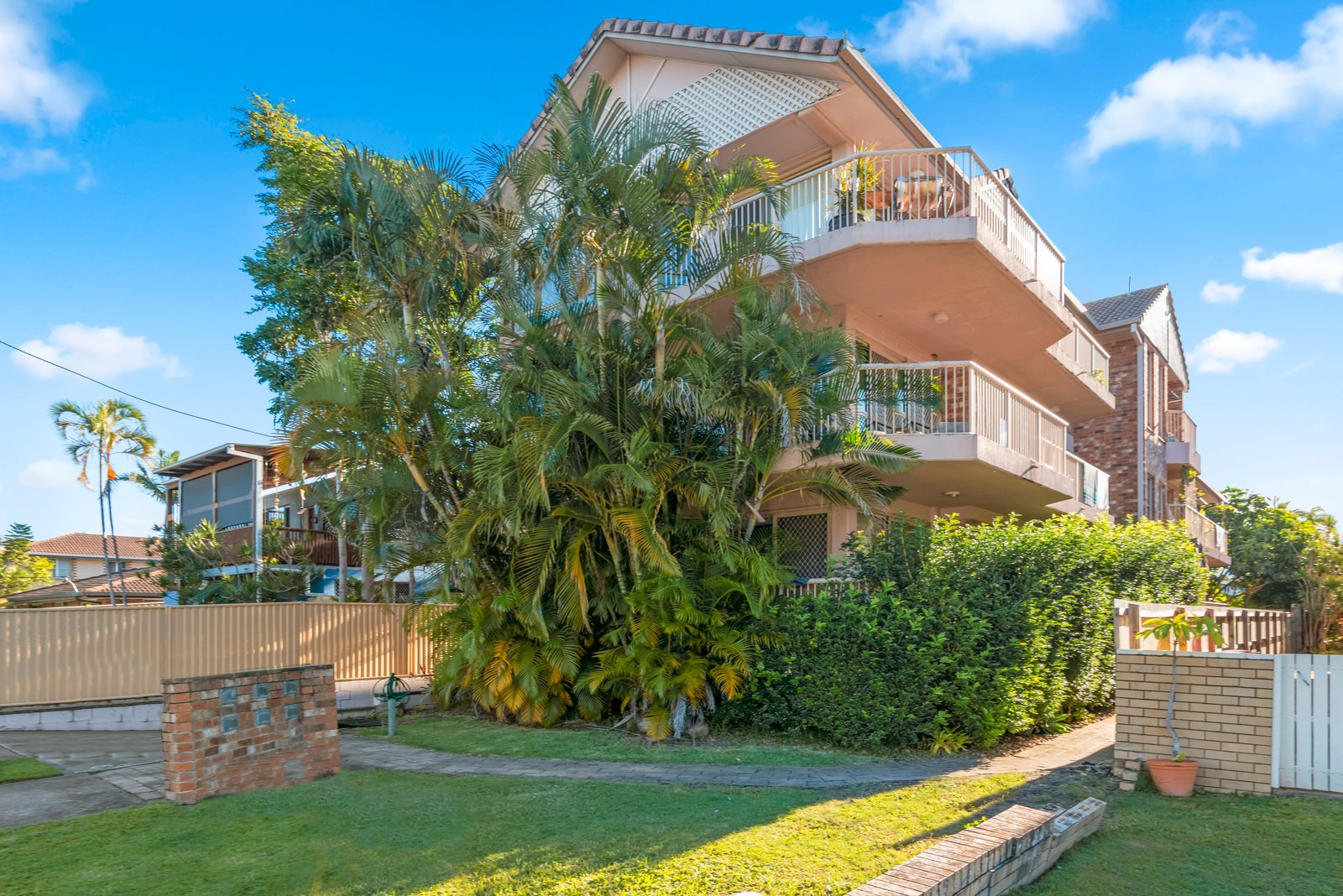 2/76 Sarawak Avenue PALM BEACH 1