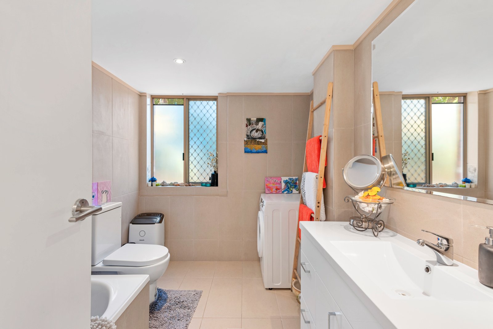 2/76 Sarawak Avenue PALM BEACH 9