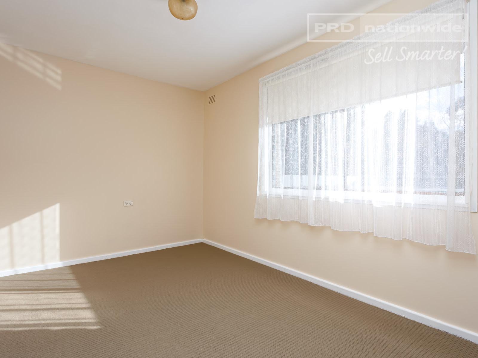 277 Fernleigh Road ASHMONT 7