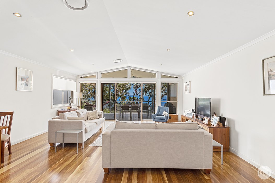 2/77 Kent Gardens SOLDIERS POINT 12