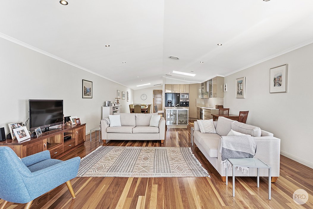 2/77 Kent Gardens SOLDIERS POINT 13