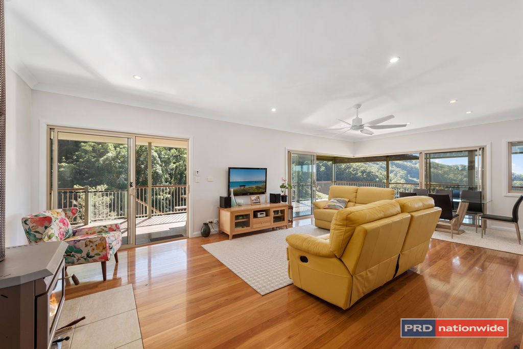 277 Korora Basin Road KORORA 17