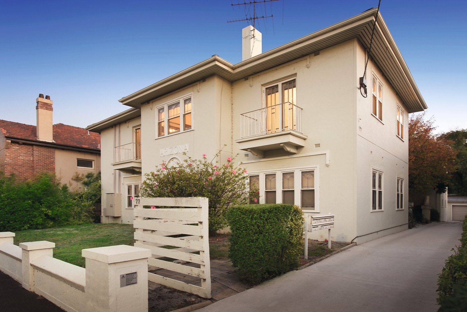 2/77 Park Street, St Kilda West, VIC