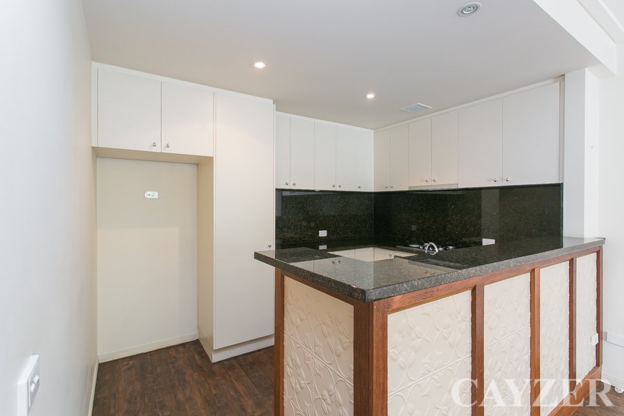 Gallery: 2/77 Pickles Street
