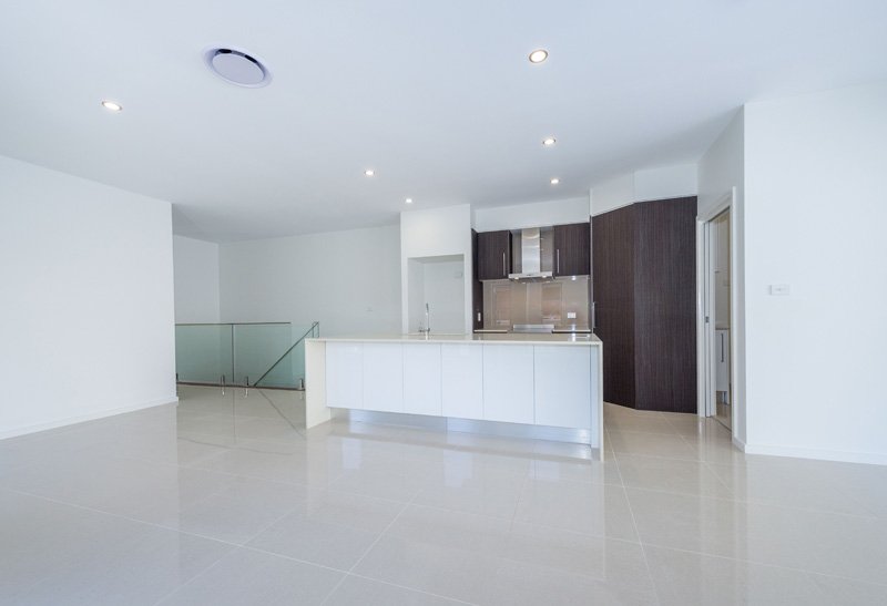 2/77 Stockton Street NELSON BAY 9