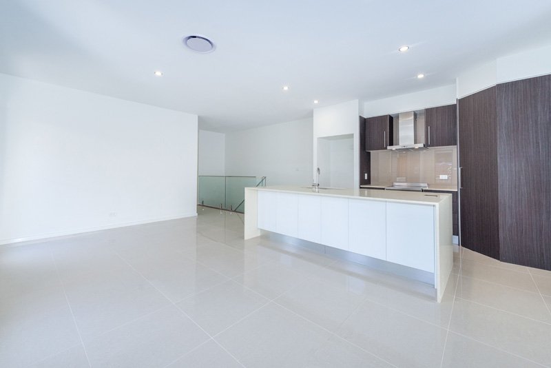 2/77 Stockton Street NELSON BAY 14