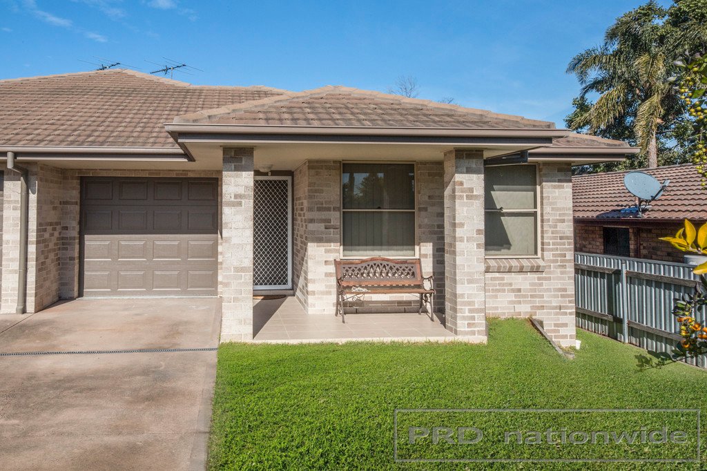 2/77 Yates Street BRANXTON 1