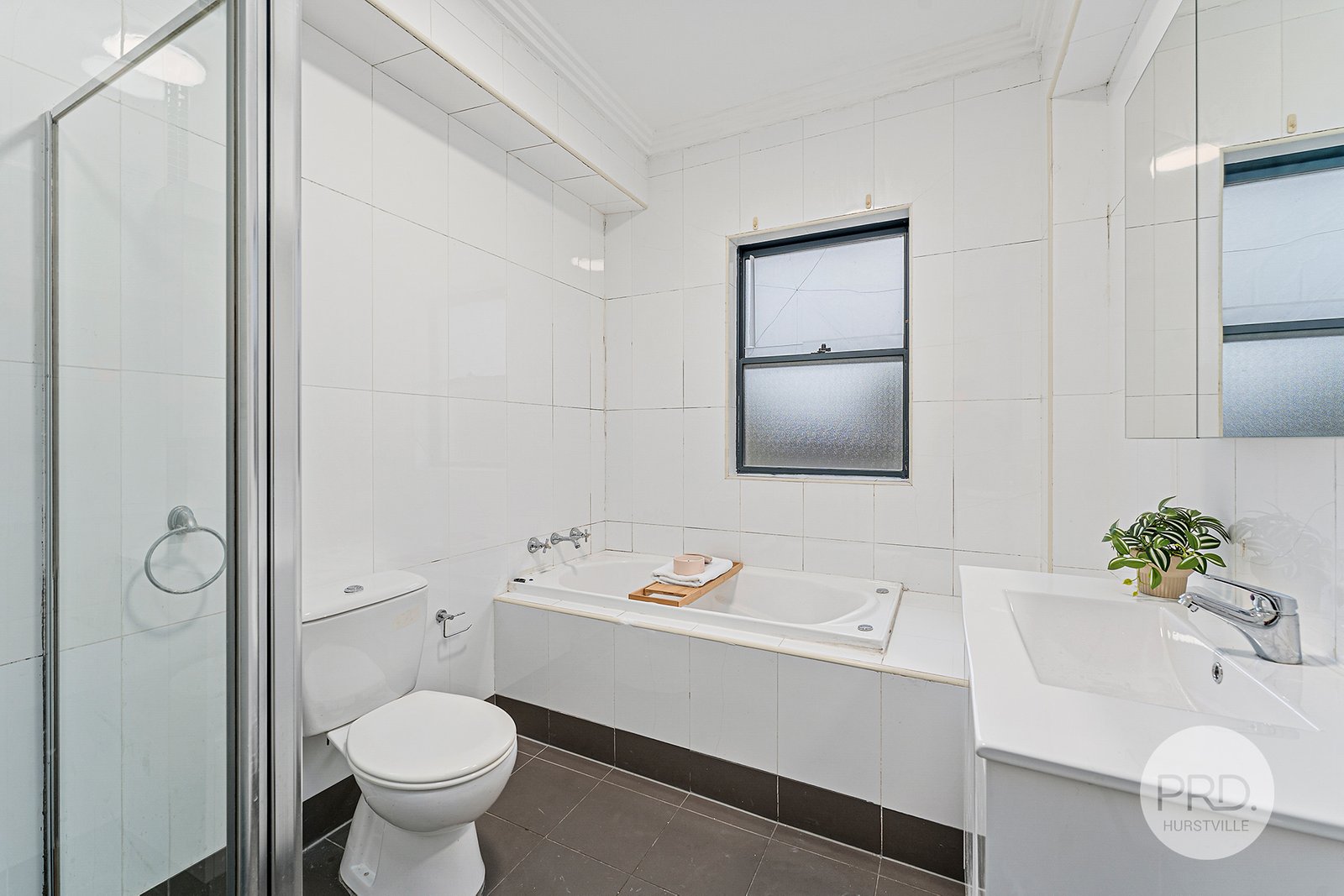 27/74-80 Woniora Road HURSTVILLE 7