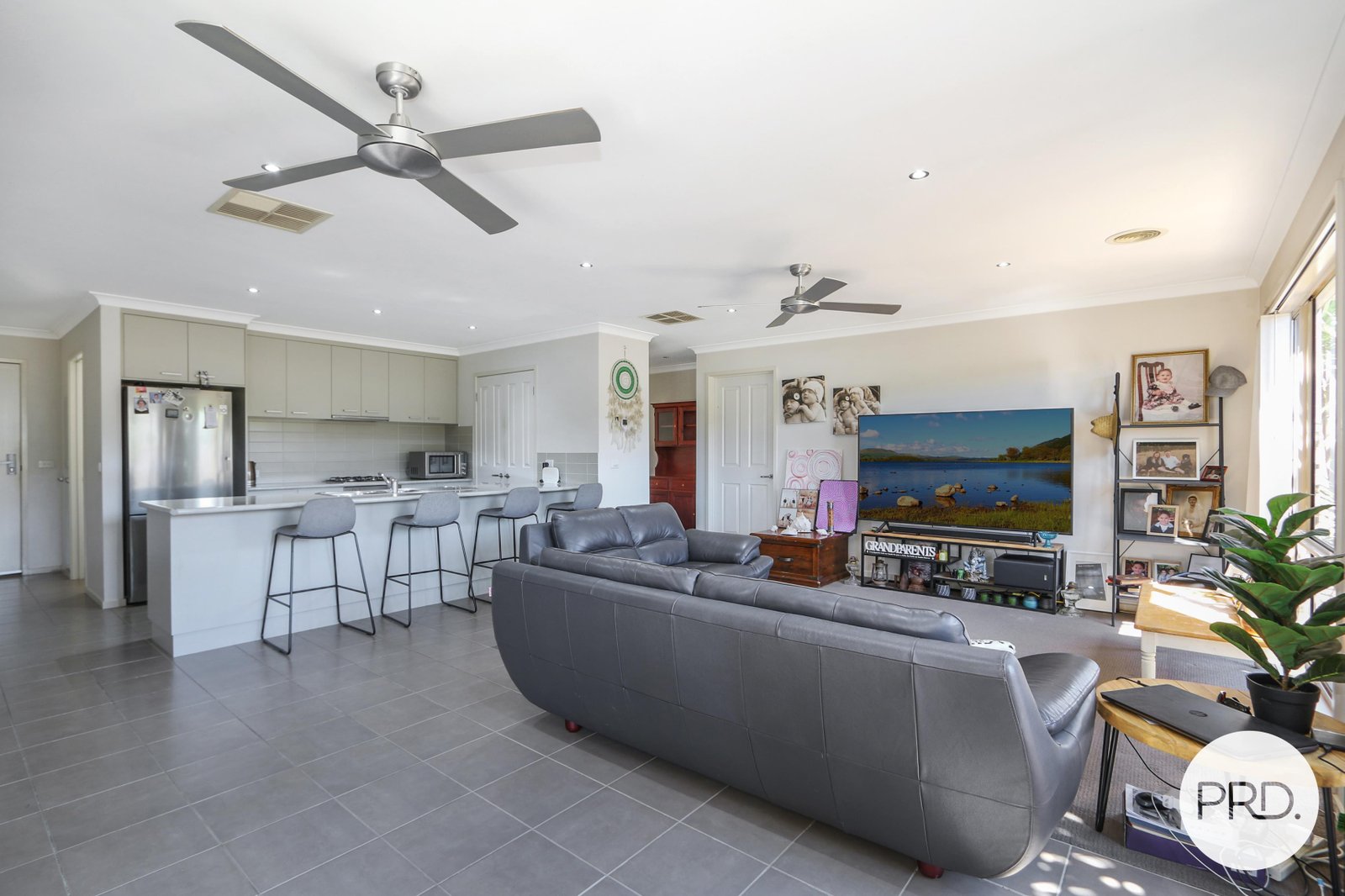 2/774 Centaur Road HAMILTON VALLEY 5