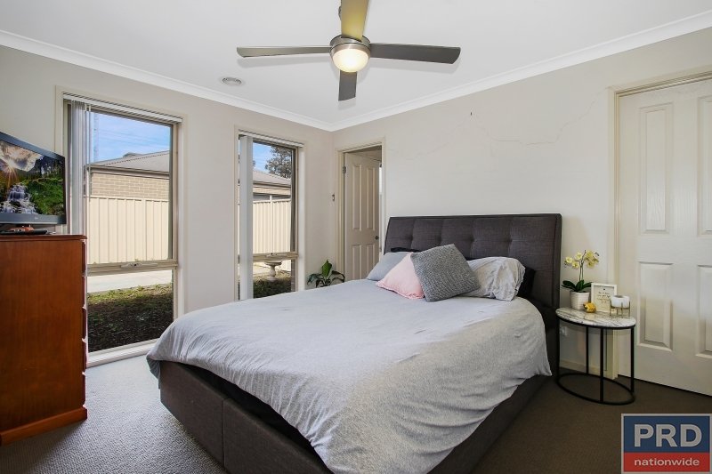 2/774 Centaur Road HAMILTON VALLEY 5