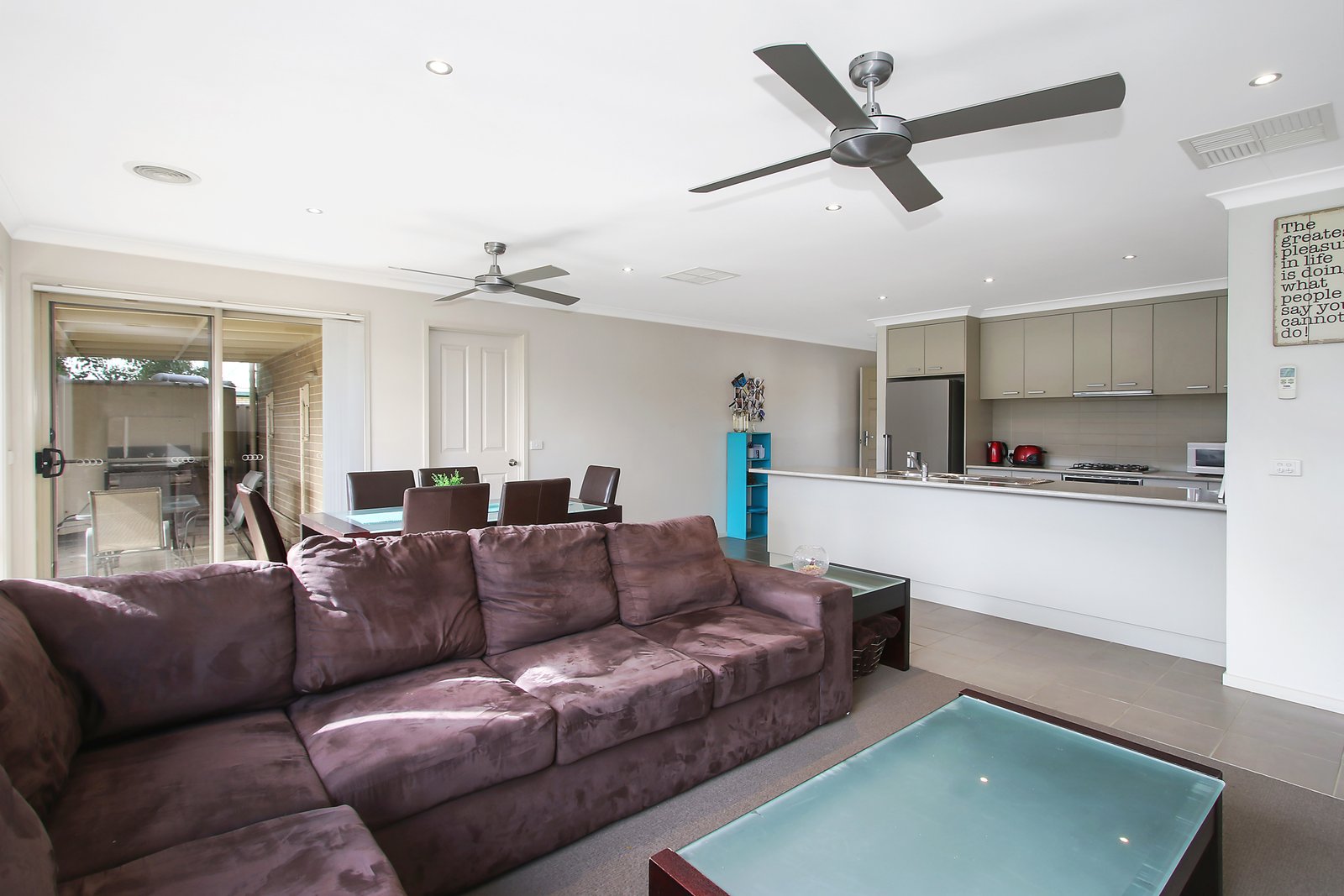 2/774 Centaur Road HAMILTON VALLEY 5