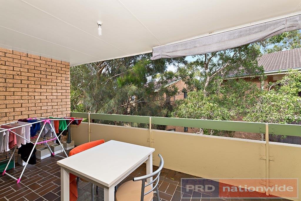 27/8-14 Swan Street REVESBY 2