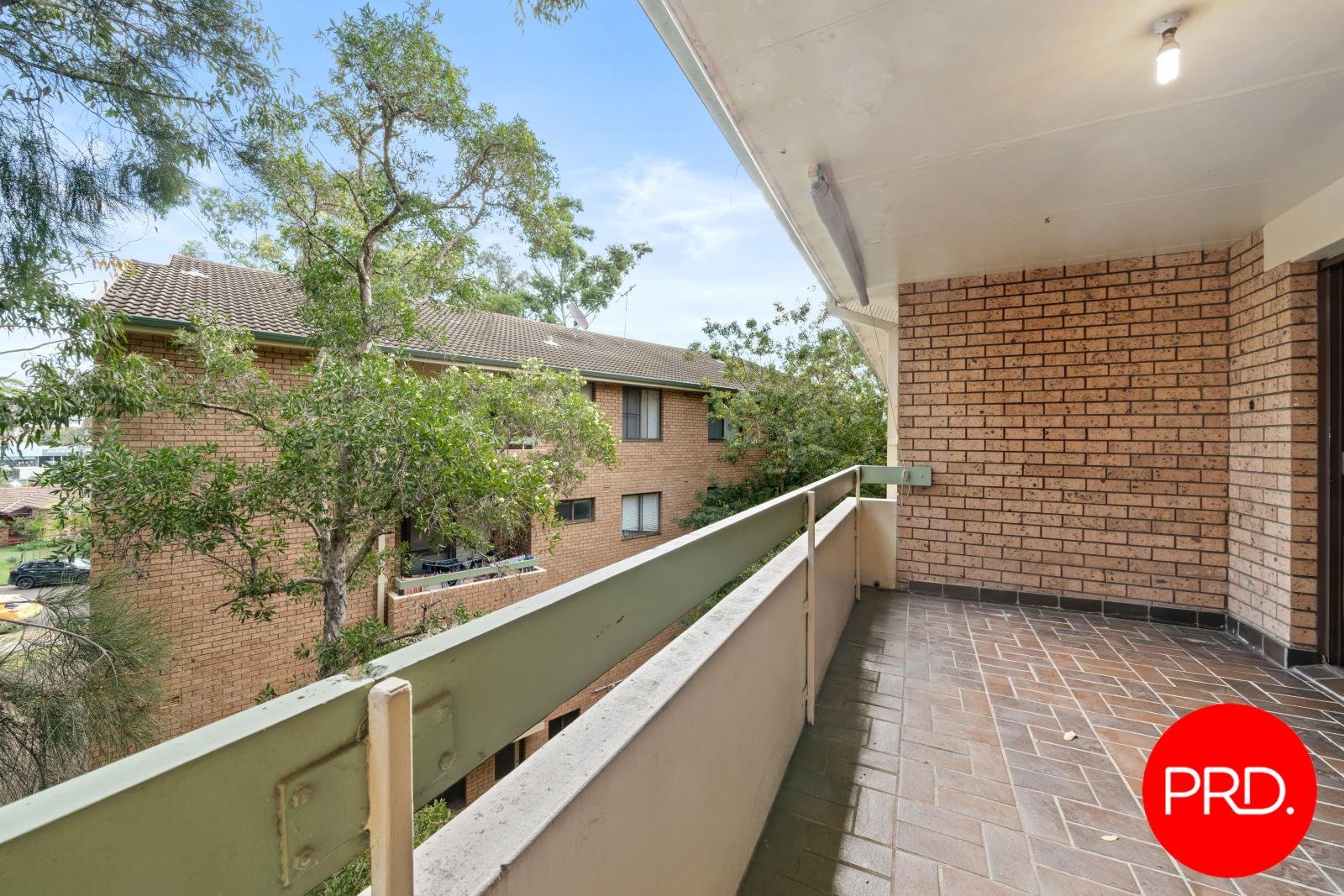 27/8-14 Swan Street REVESBY 2