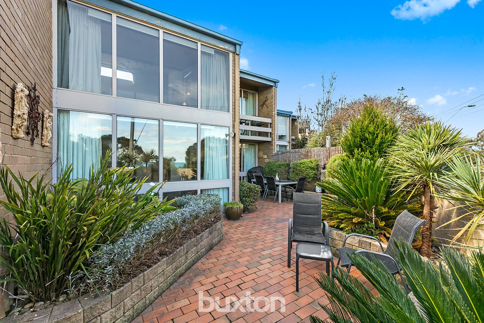 Gallery: 2/78 Beach Road