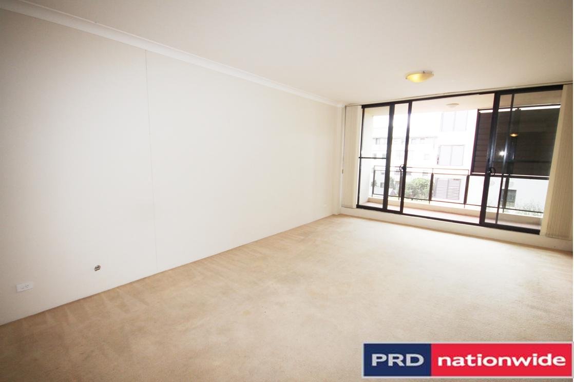 27/8 Derby Street KOGARAH 3