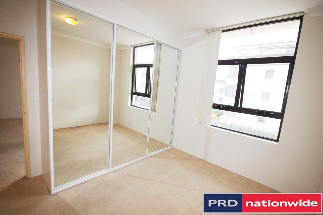 27/8 Derby Street KOGARAH 7