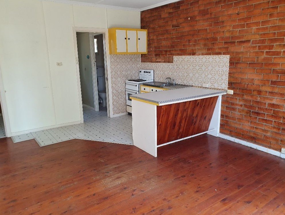 2/78 Falconer Street SOUTHPORT 3