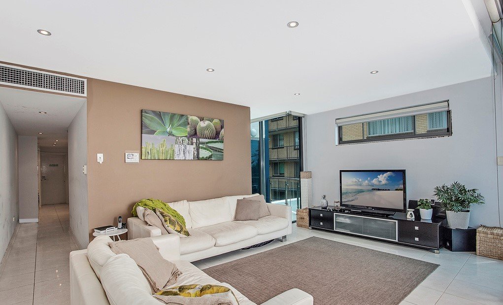 2/78 THE Esplanade BURLEIGH HEADS 4