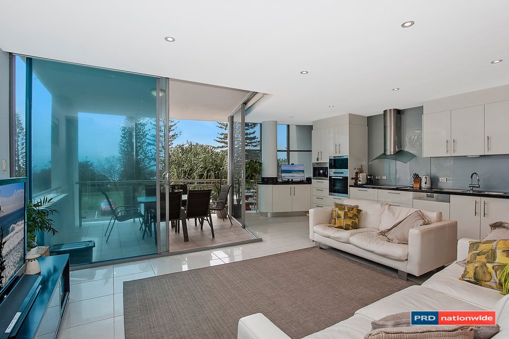 2/78 THE Esplanade BURLEIGH HEADS 3