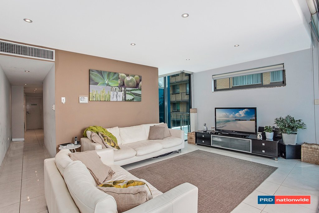 2/78 THE Esplanade BURLEIGH HEADS 5