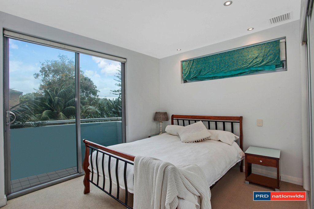 2/78 THE Esplanade BURLEIGH HEADS 10