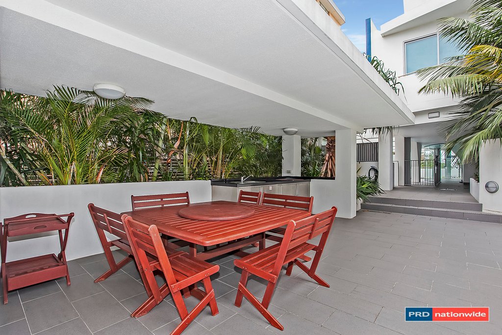 2/78 THE Esplanade BURLEIGH HEADS 13