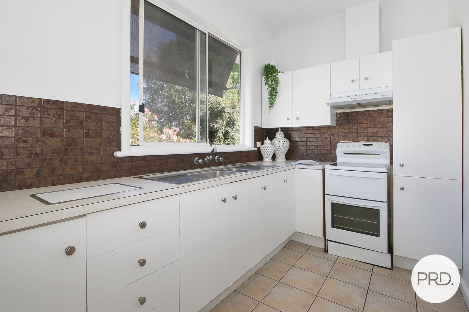 278 Walsh Street EAST ALBURY 7