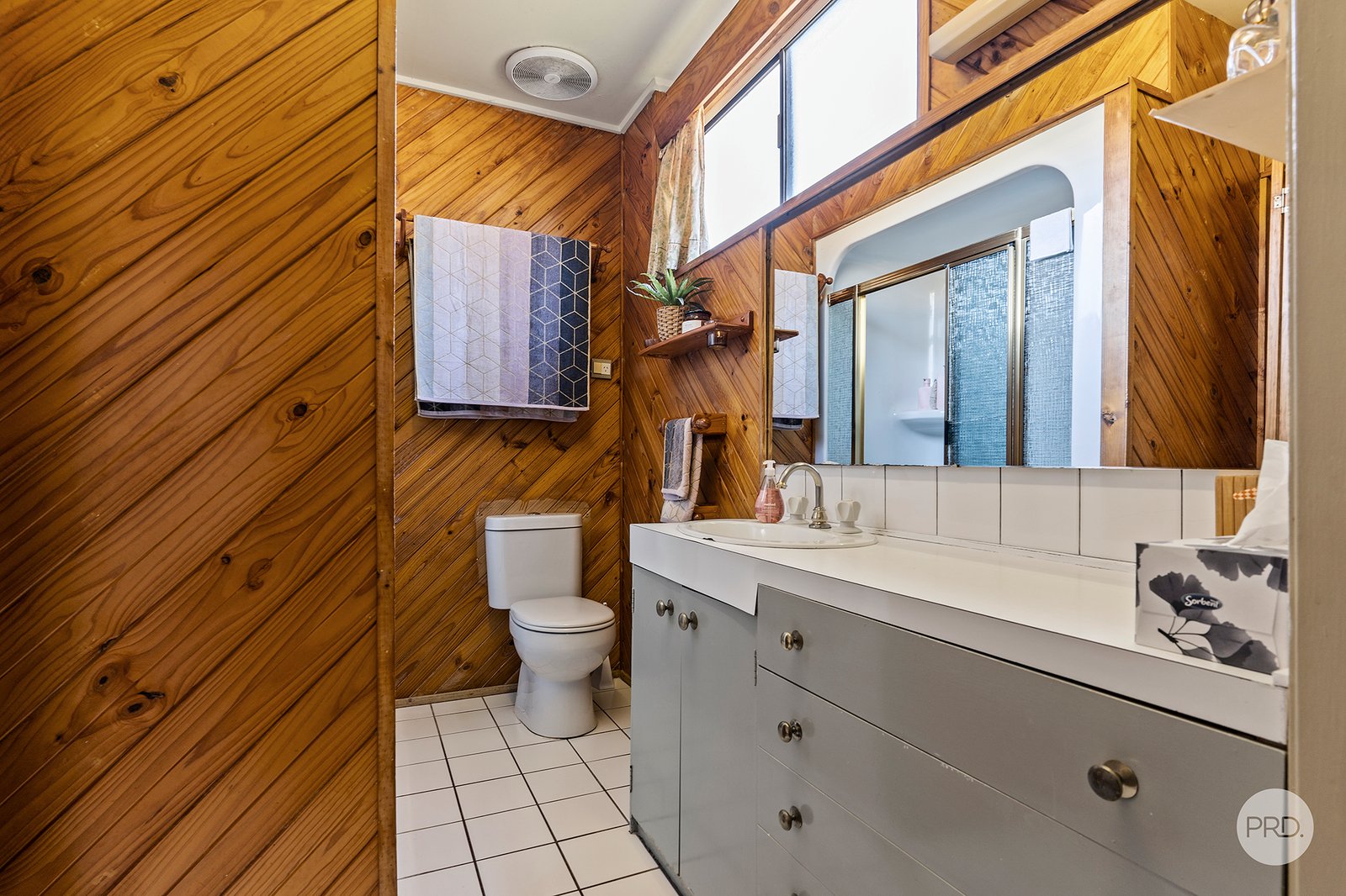 279 Allingham Street, KANGAROO FLAT VIC 3555