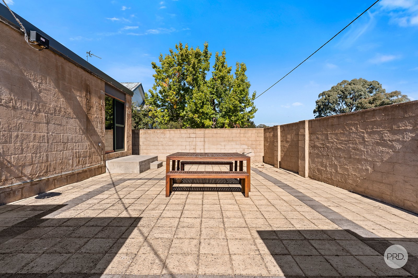 279 Allingham Street KANGAROO FLAT 19