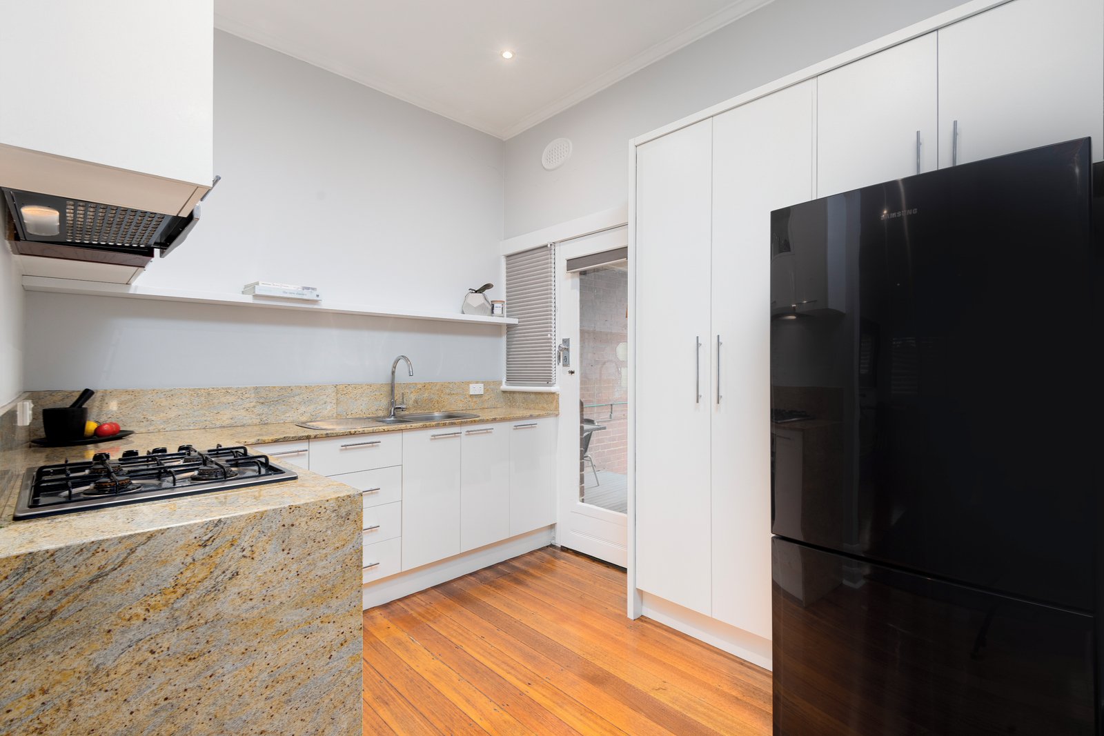 2/79 Barkly Street, St Kilda, 3182