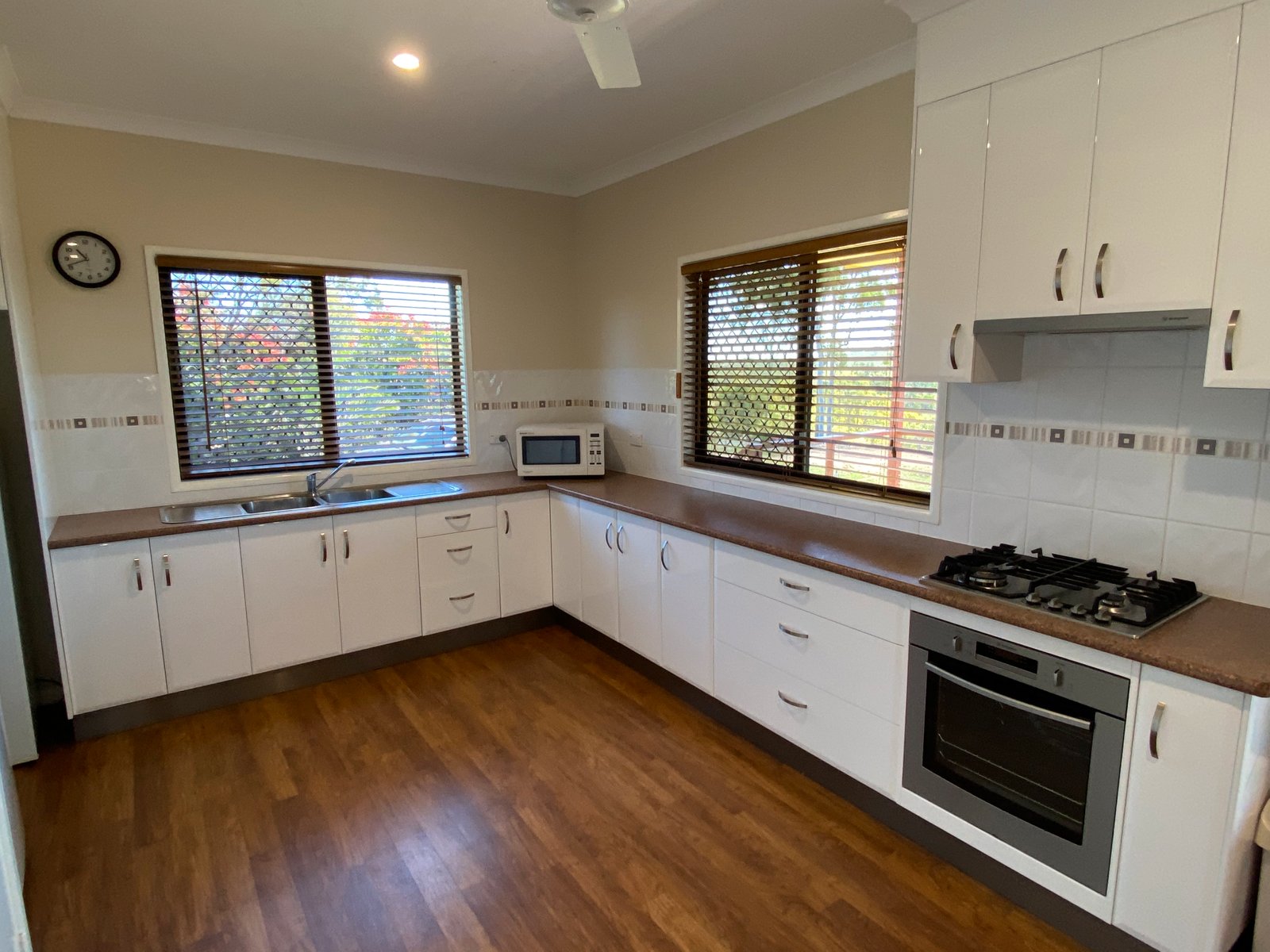 279 BELLS Road RODDS BAY 5