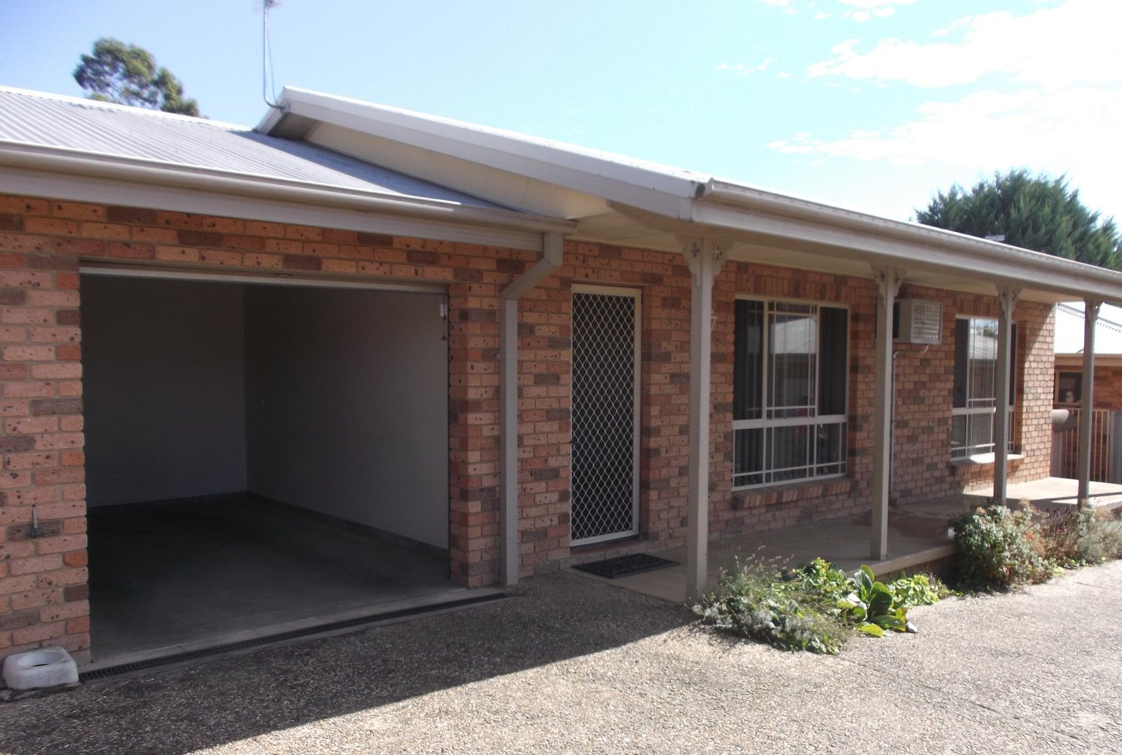 2/79 Fitzroy Street TUMUT 7