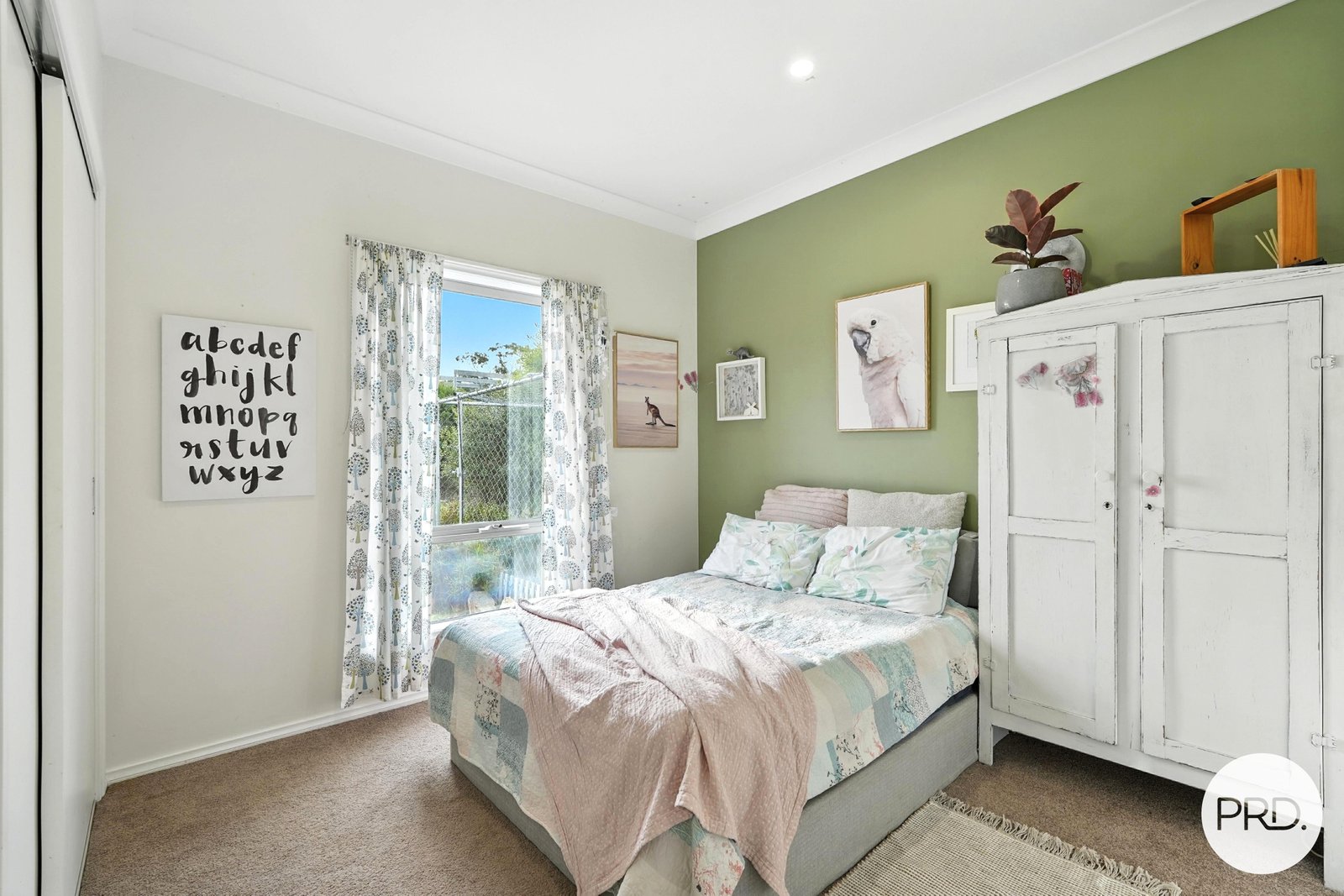 279 Gellibrand Drive SANDFORD 32