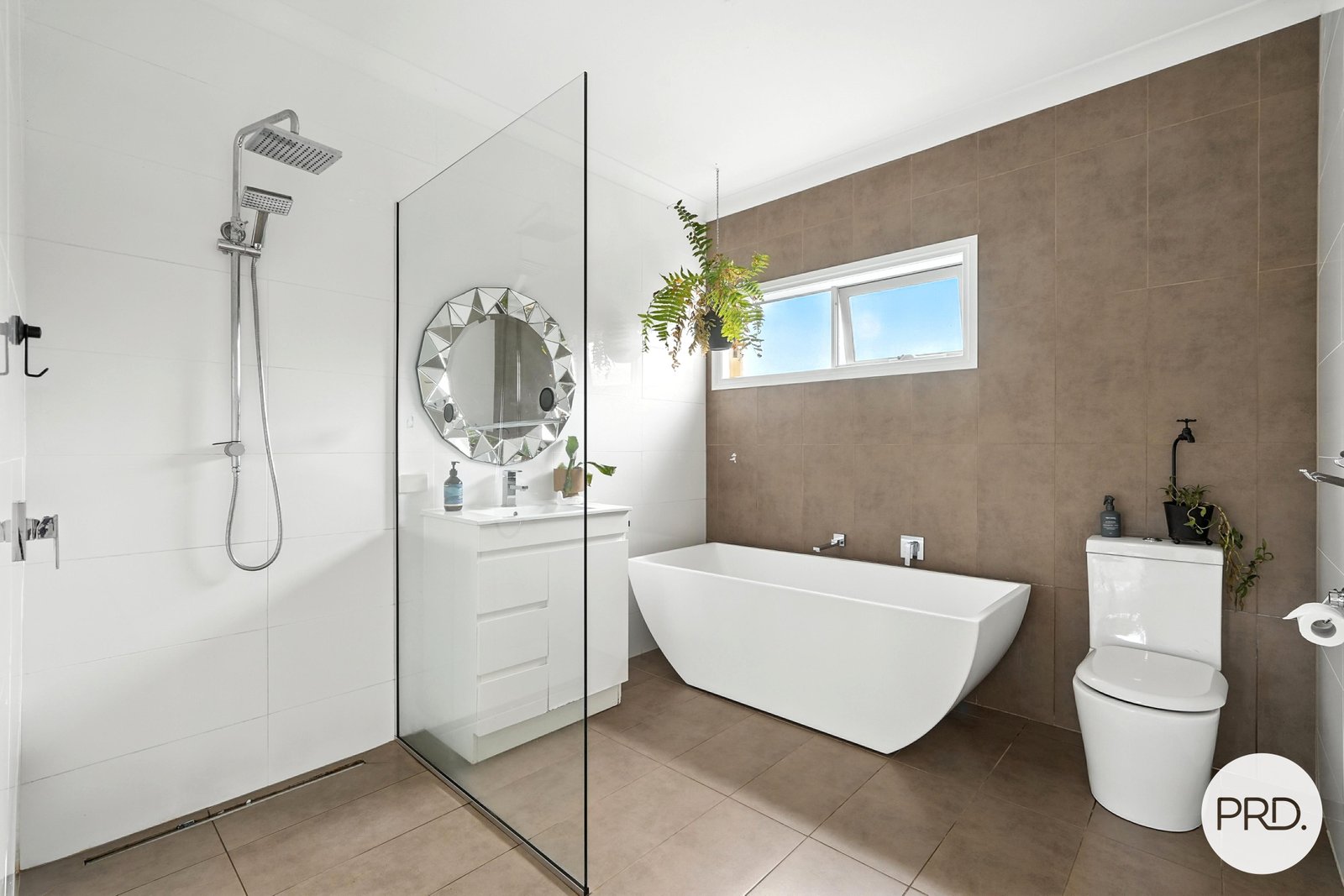 279 Gellibrand Drive SANDFORD 35