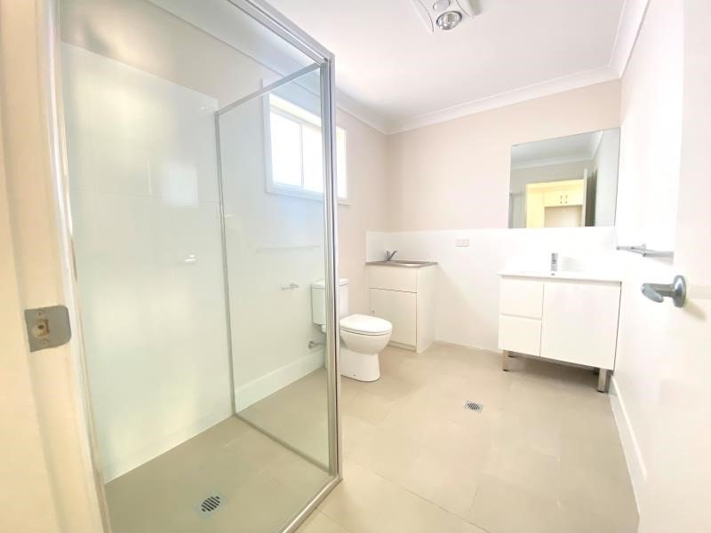 2/79 Kenny Drive TAMWORTH 5